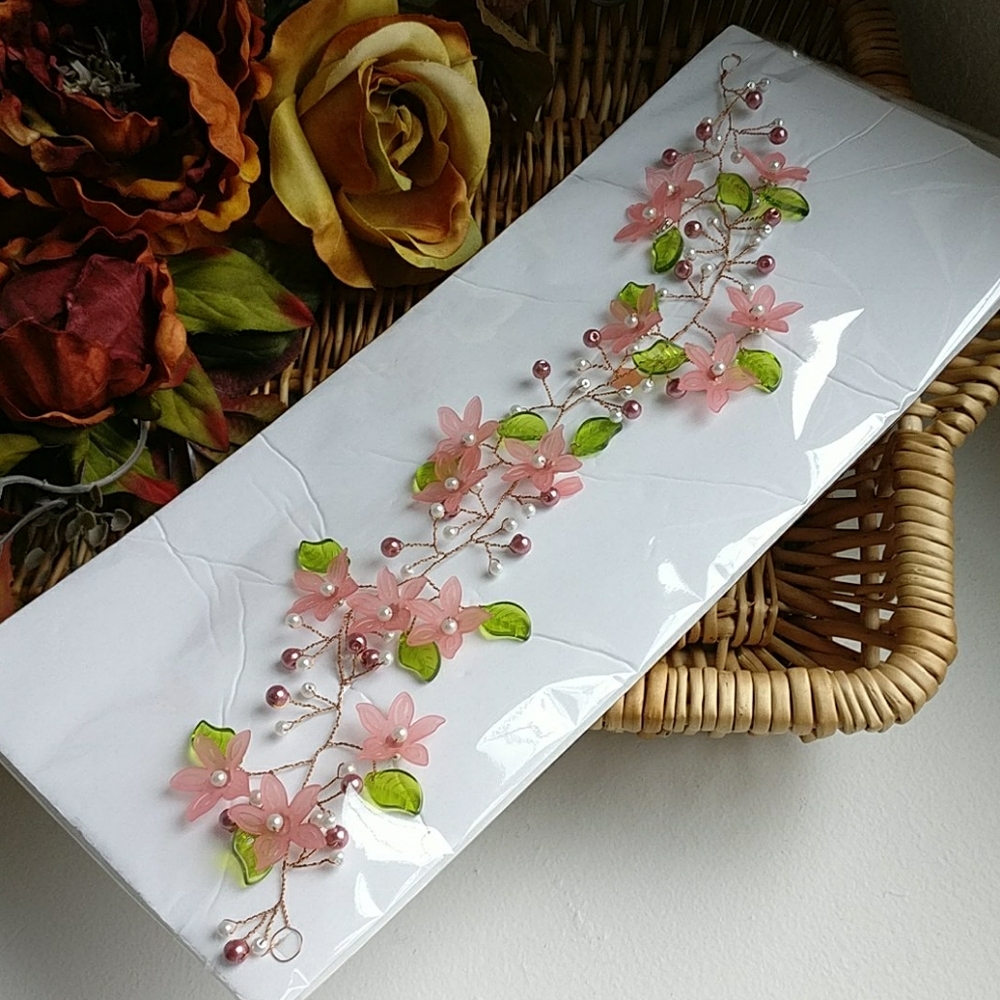 3/$20🎈 Floral vine hair piece